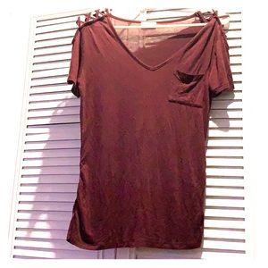 Glitz ,medium  V neck